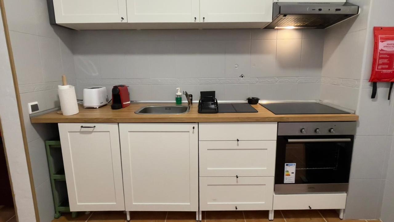 Apartamento T2 Com Terraco Grande Apartment Quarteira Luaran gambar