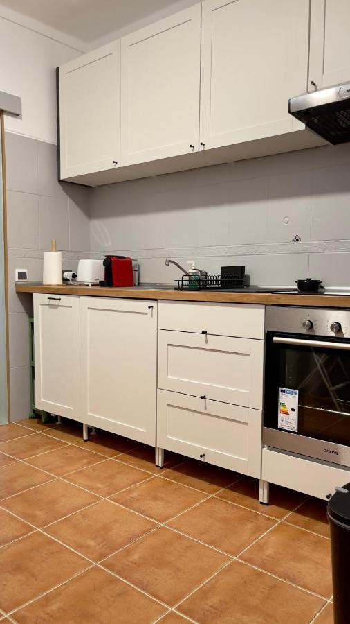 Apartamento T2 Com Terraco Grande Apartment Quarteira Luaran gambar